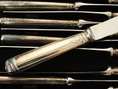 CHRISTOFLE
Ménagère en métal argenté modèle...