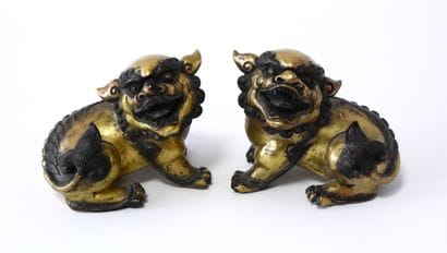 CHINE - Dynastie Qing - XIXeme
Paire de lions...