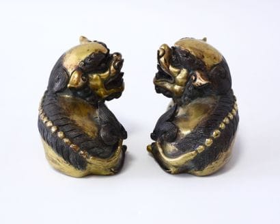 CHINE - Dynastie Qing - XIXeme
Paire de lions...
