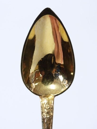 Nécessaire à thé en argent doré poinçon minerve...
