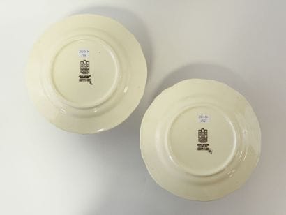 GIEN
Paire d'assiettes à dessert en faïence...