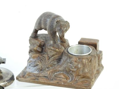 7 ENCRIERS en bois, verre pressé moulé, porcelaine...