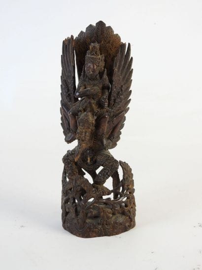 INDONESIE. Garuda et Vishnu en bois sculpté....