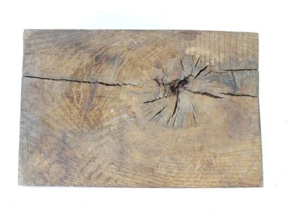 BENITIER en chêne à décor de Léda et d'un...