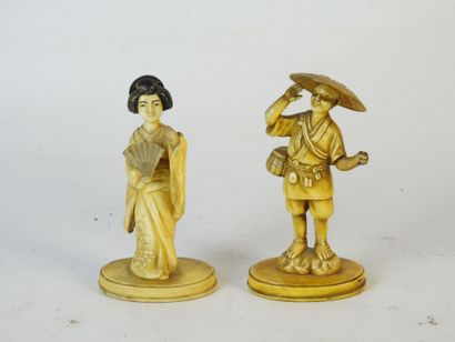 CHINE : réunion de 5 petites sculptures en...