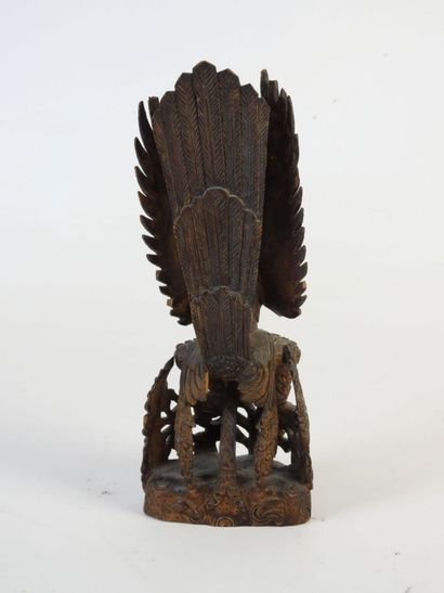 INDONESIE. Garuda et Vishnu en bois sculpté....