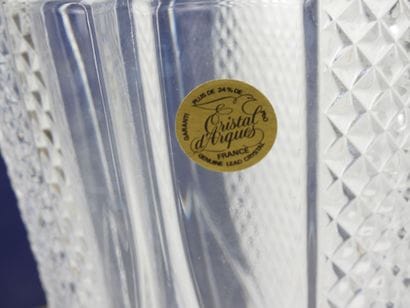 CRISTAL D'ARQUES - Vase en cristal modèle...