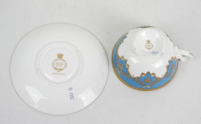ROYAL COLLECTION TRUST - Tasse et sous-tasse...