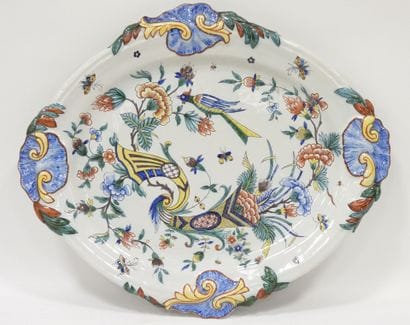 DESVRES - FOURMAINTRAUX COURQUIN. Grand plat...