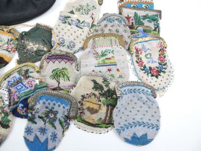 31 beaded pouches, bags, and coin purses...