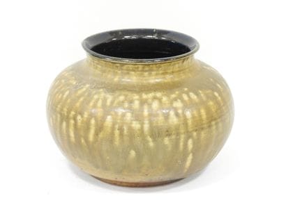 VASE pansu en grès émaillé, signé au revers...