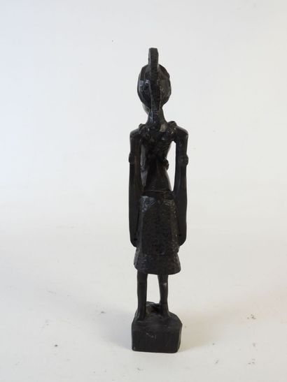 BENIN. Tête de la reine Ifé en bronze. H....