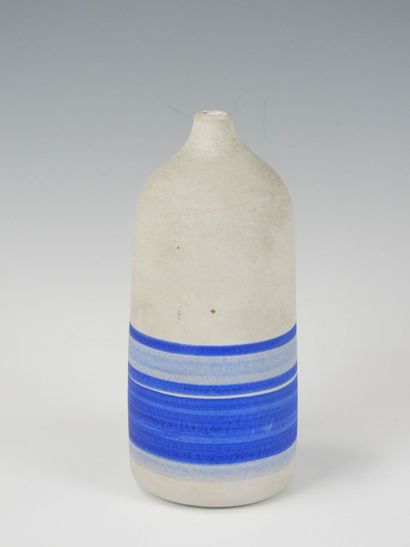 VASE-BOUTEILLE en céramique émaillée à décor...