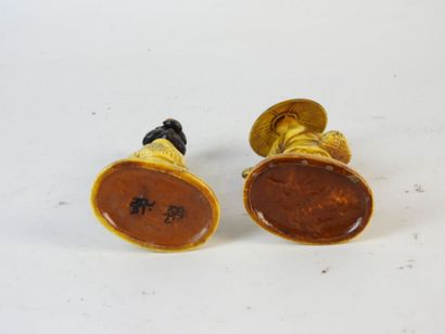 CHINE : réunion de 5 petites sculptures en...
