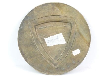 Plaque en bronze circulaire à décor d'un...