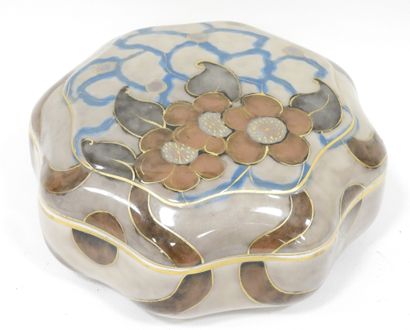 Camille THARAUD (1878-1956) Bonbonnière de...