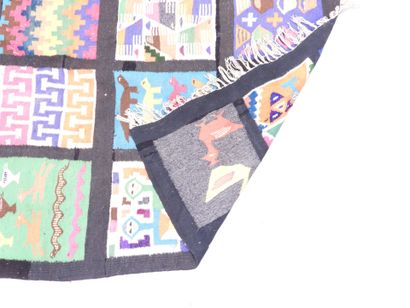 AFRIQUE DU NORD - Tapis en laine à décor...