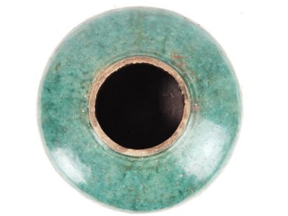 CHINE.
Très ancien pot de forme balustre...