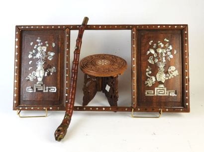 INDOCHINE : miroir triptyque en palissandre,...
