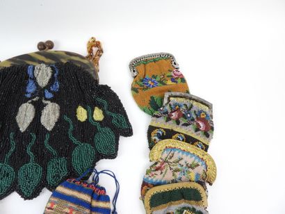 31 beaded pouches, bags, and coin purses...
