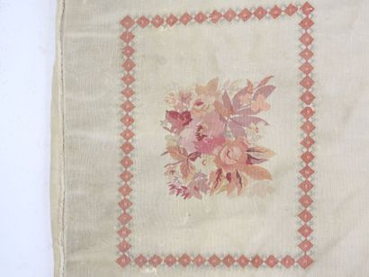 AUBUSSON. Tapisserie de 3 sièges et d'un...