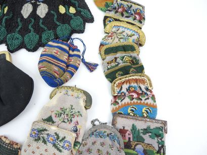31 beaded pouches, bags, and coin purses...