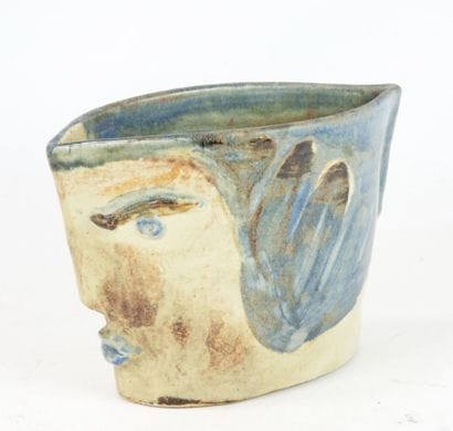 CACHE-POT oblong en grès émaillé bleu et...
