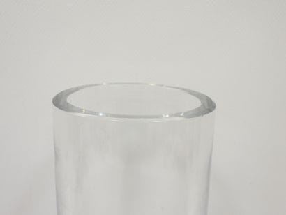 BACCARAT - Vase rouleau modèle Canna en cristal,...