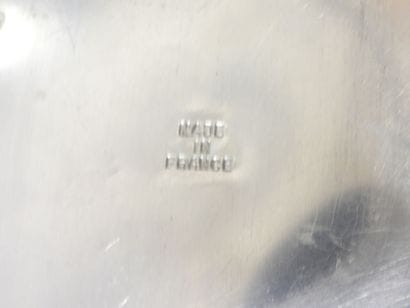 LAMPE en aluminium, fût courbé. H.: 27 cm...