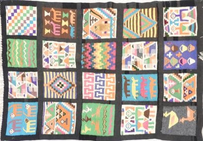 AFRIQUE DU NORD - Tapis en laine à décor...