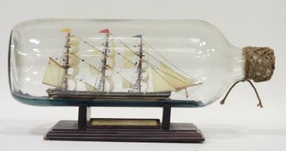 Maquette de voilier trois-mâts clippership...