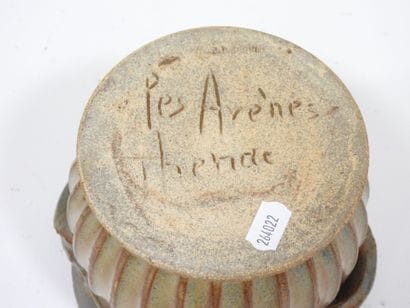 J.P. SEGUIN, atelier des arènes à Thénac....