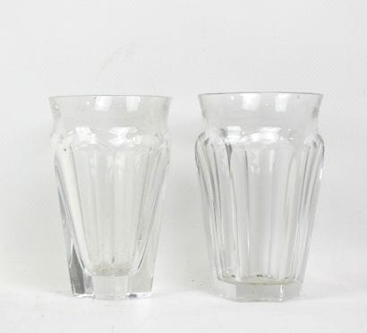 BACCARAT - Deux gobelets modèle 