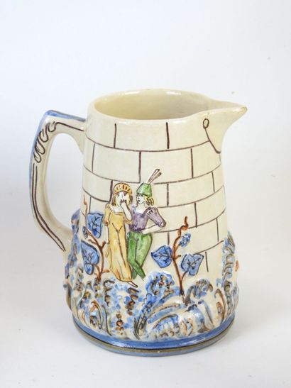 10 VERSEUSES en faïence et porcelaine polychrome...