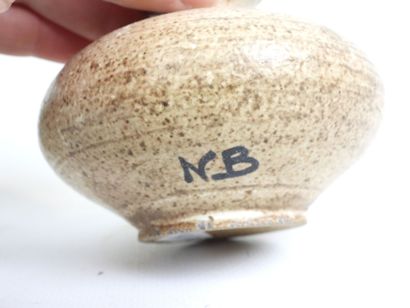 Deux vases en grès, dont monogrammé NB H.:...