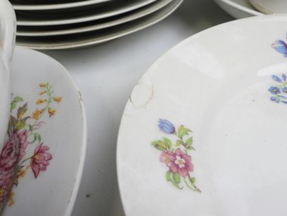 39-piece porcelain dinner service with floral...