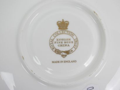 ROYAL COLLECTION TRUST - Tasse et sous-tasse...