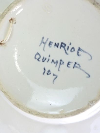 QUIMPER - A set of polychrome earthenware...