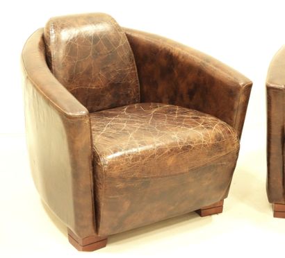 PAIRE DE FAUTEUILS club aviateur en cuir...