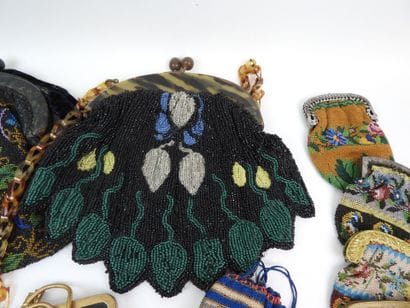 31 beaded pouches, bags, and coin purses...