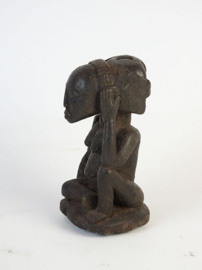 LUBA, République Démocratique du Congo.
Bois...