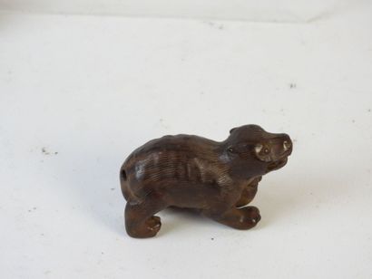 CHINE : réunion de 5 petites sculptures en...