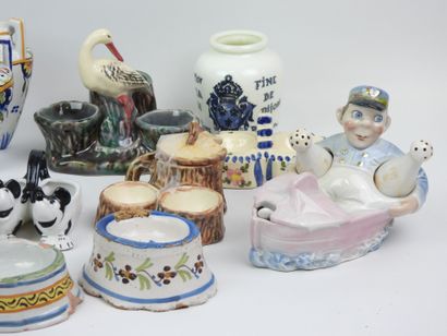 A set of earthenware and porcelain pieces,...