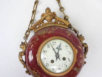 Horloge murale dite 