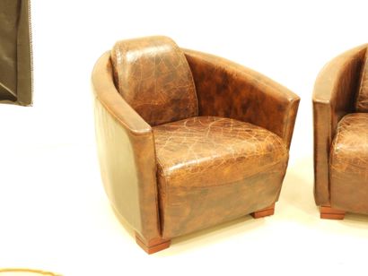 PAIRE DE FAUTEUILS club aviateur en cuir...