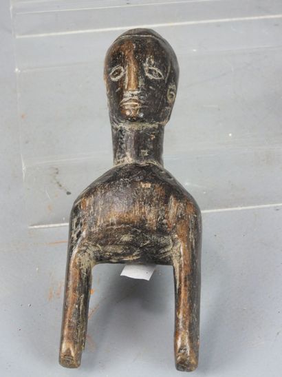 BAOULE, Côte d'Ivoire.
Quatre sujets en bois...