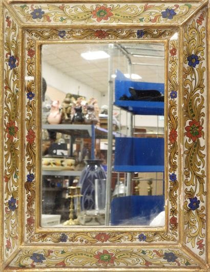 Miroir rectangulaire en fixé sous verre à...