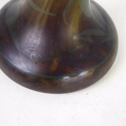 MADO – NANCY : Vase en verre marmoréen à...