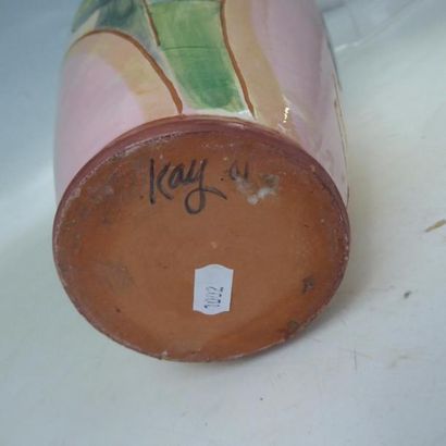 Michael KAY (né en 1937): Vase en céramique...