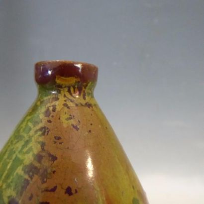 VASE A PANSE BASSE en céramique à lustre...